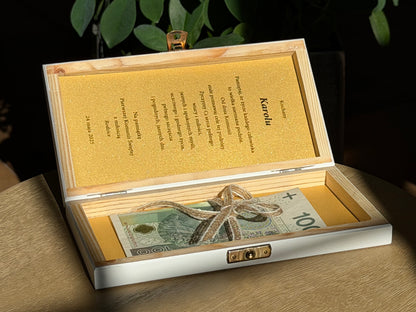 Pamiątka I Komunii Świętej - drewniane pudełko na banknoty